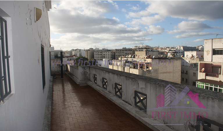 SPACIOUS APARTMENT WITHDRAWAL FOR SALE 