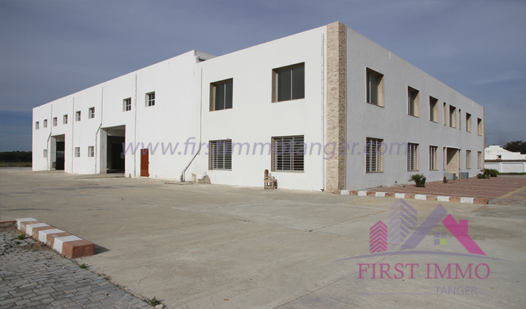 SPACIEUSE USINE SUR LE GRAND AXE DE ROUTE DE RABAT A LOUER